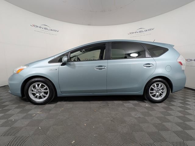 Used 2013 Toyota Prius V Two image 3