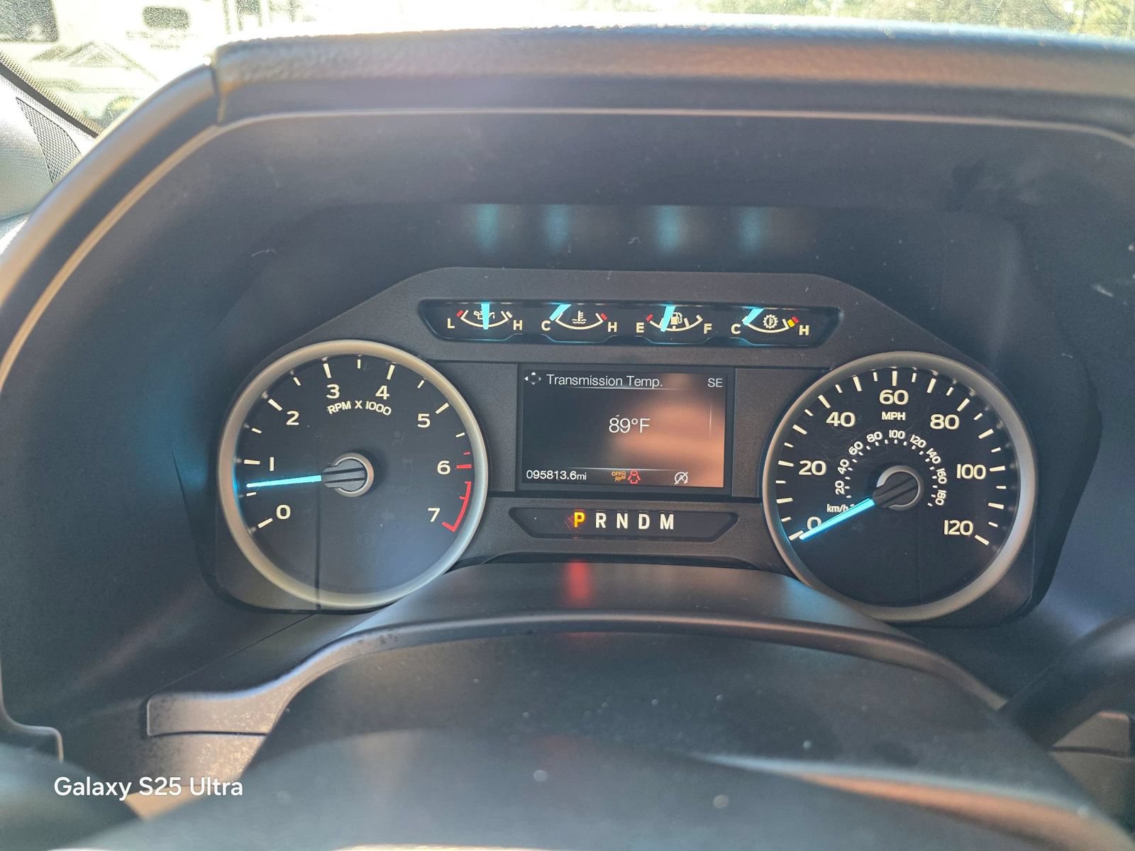 Used 2019 Ford F150 XLT w/ Equipment Group 302A Luxury AWD/4WD image 18