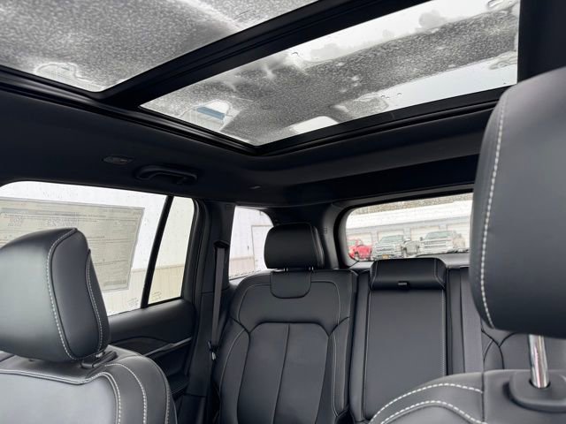 New 2025 Jeep Grand Cherokee Limited 4xe w/ Trailer Tow Package image 7