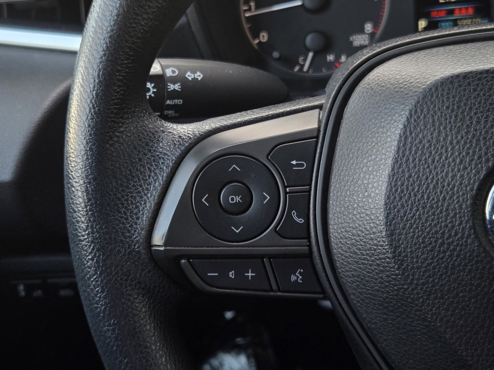 Certified 2023 Toyota Corolla LE image 19