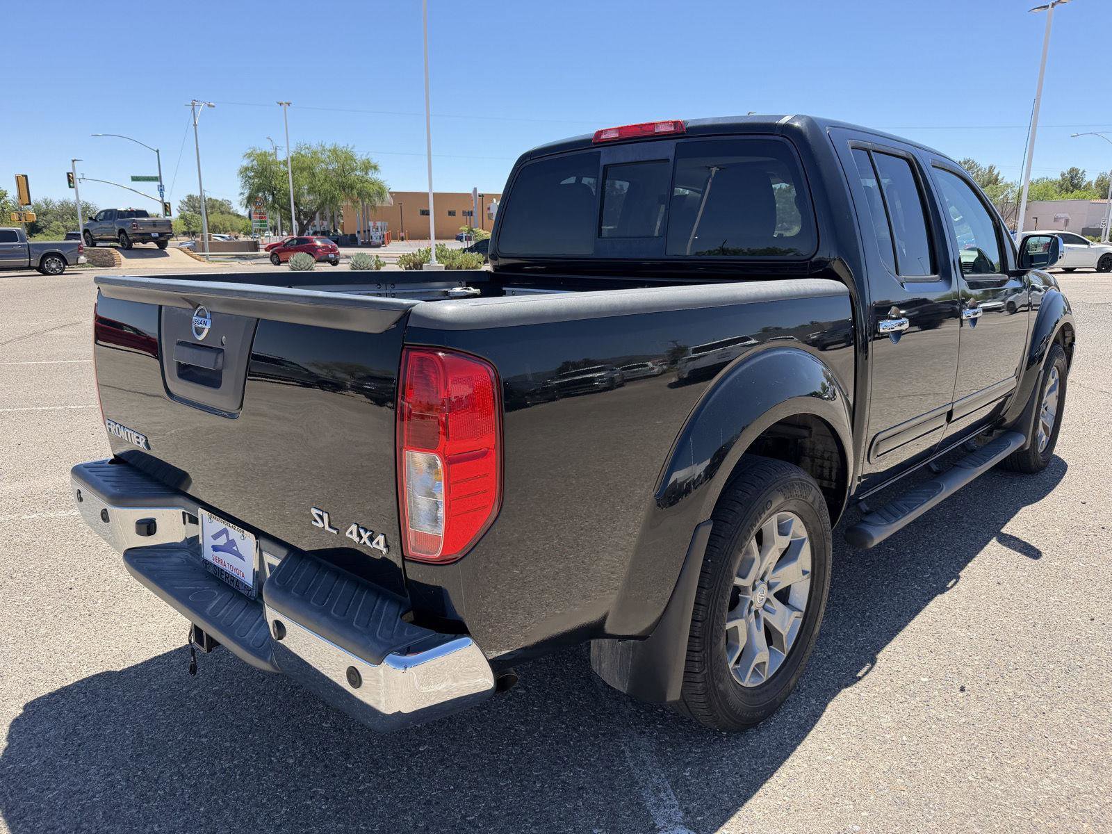 Used 2019 Nissan Frontier SL AWD/4WD image 5