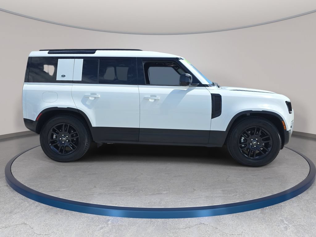 Certified 2024 Land Rover Defender 110 S AWD/4WD image 4