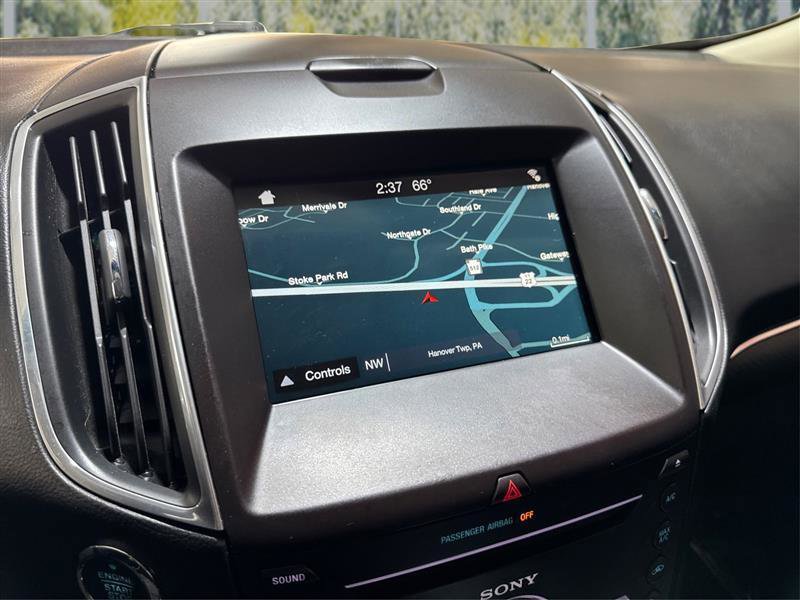 Used 2016 Ford Edge Sport w/ Technology Package image 27