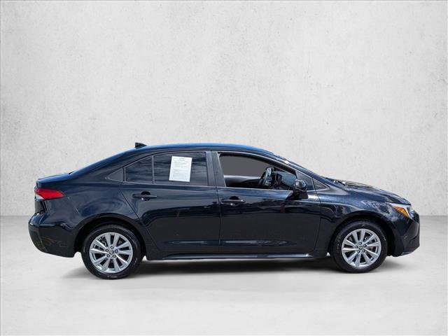 Used 2024 Toyota Corolla LE w/ LE Convenience Package FWD image 4