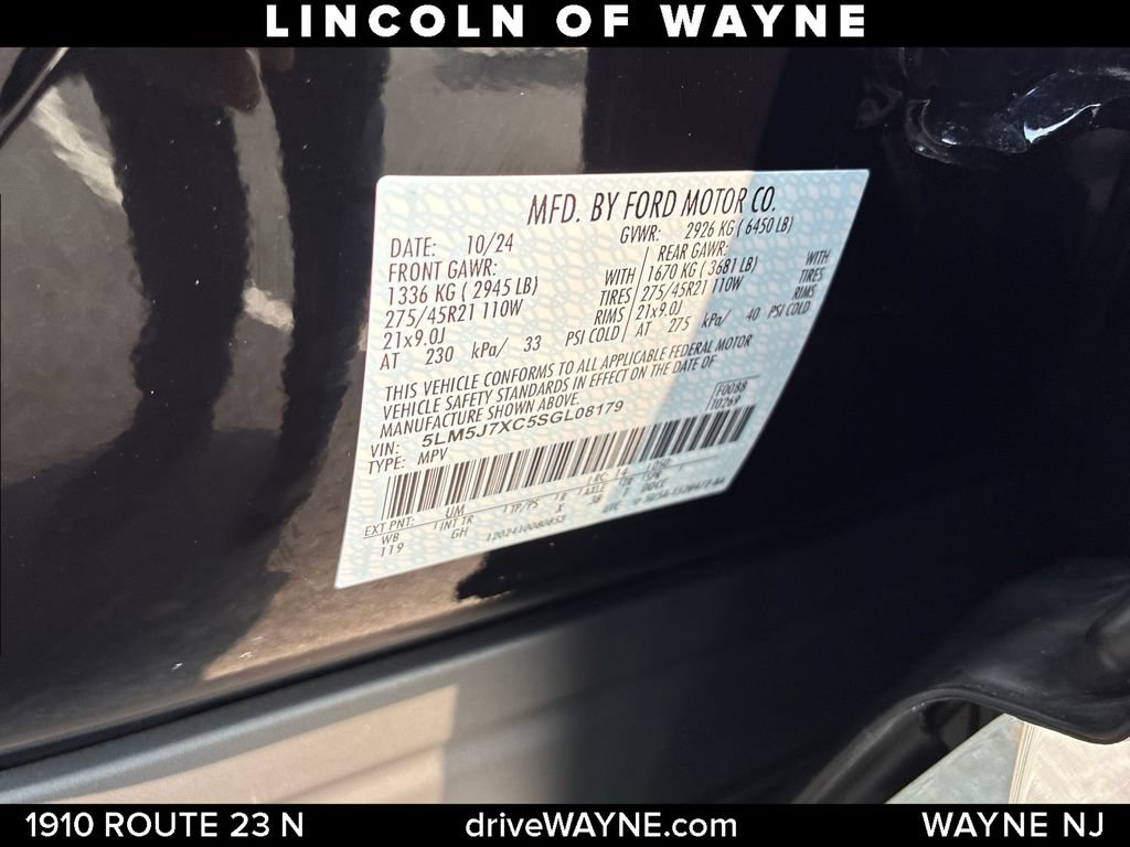 Certified 2025 Lincoln Aviator Reserve w/ Illumination Package AWD/4WD image 31