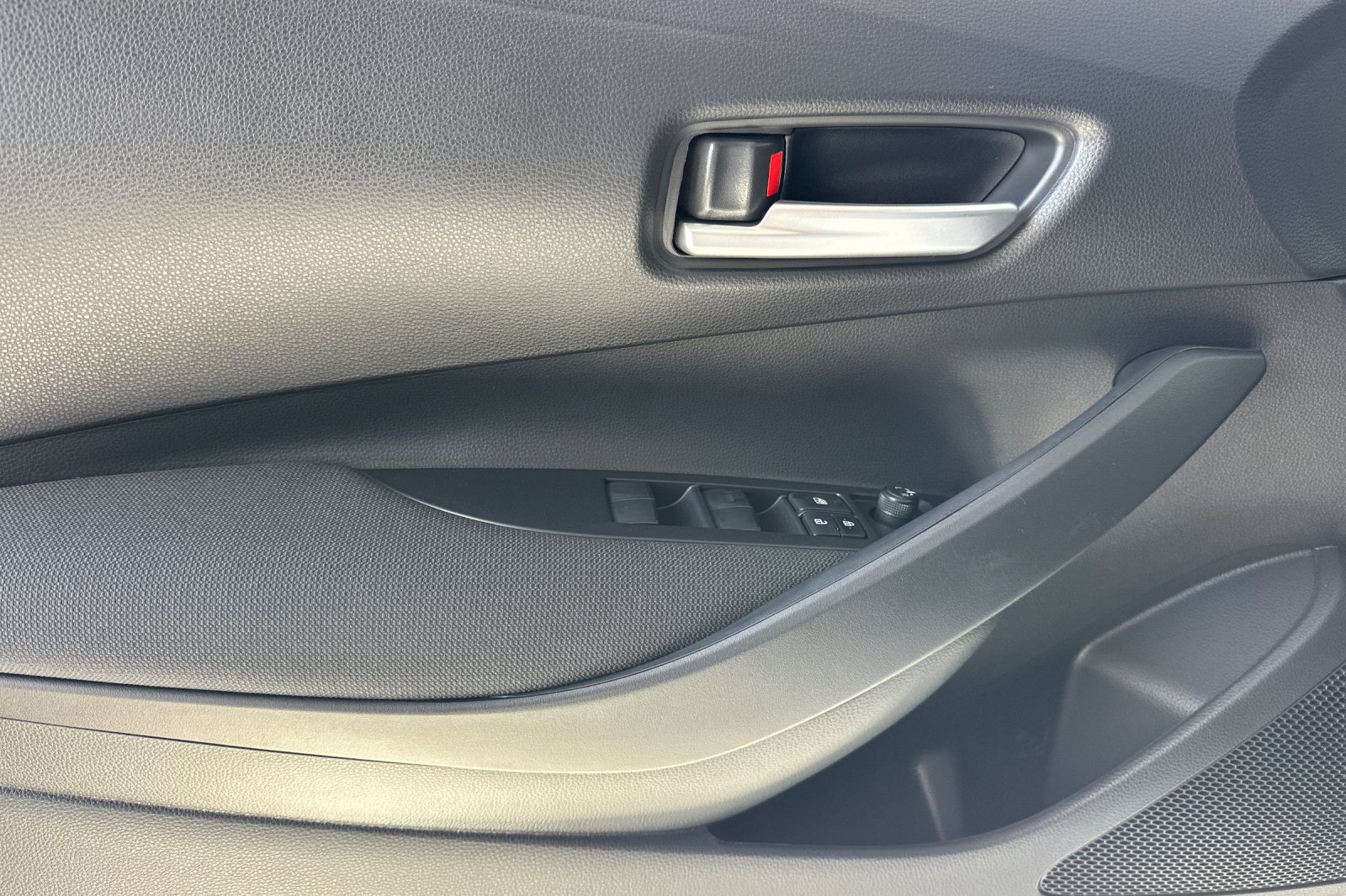 New 2027 Toyota Corolla SE FWD image 11