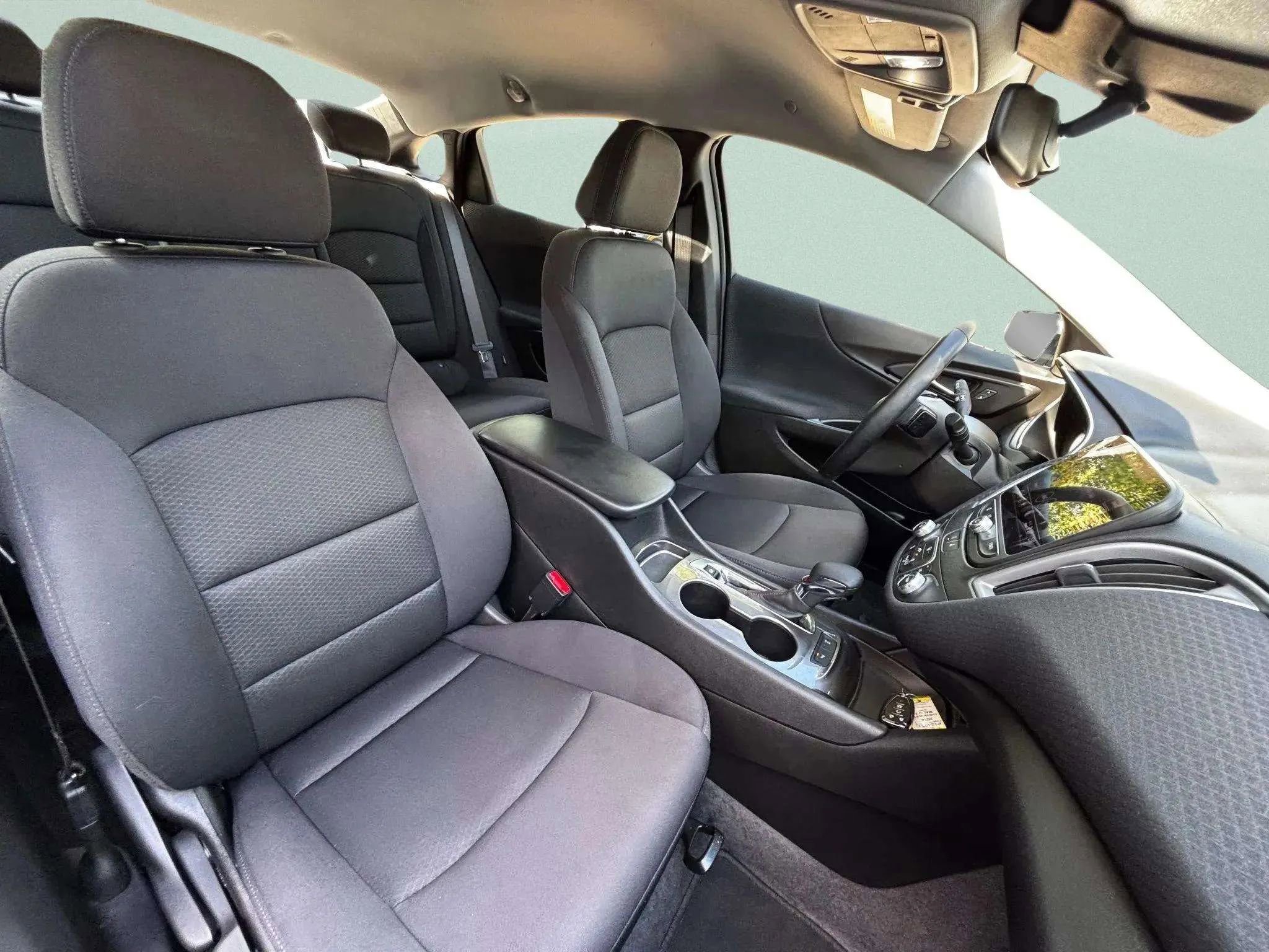 Used 2024 Chevrolet Malibu RS image 9