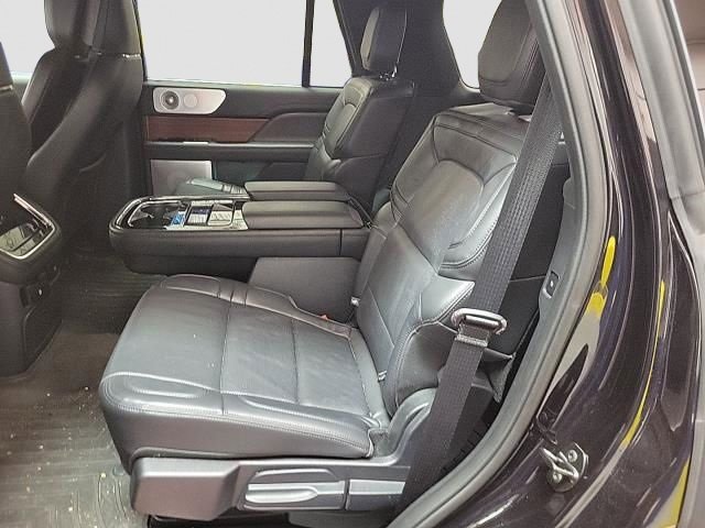 Used 2024 Lincoln Navigator Reserve image 8