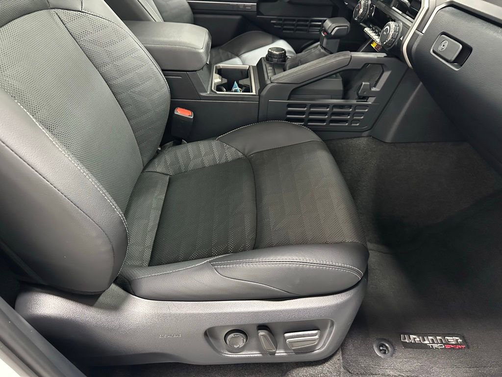 Used 2025 Toyota 4Runner TRD Sport Premium image 59