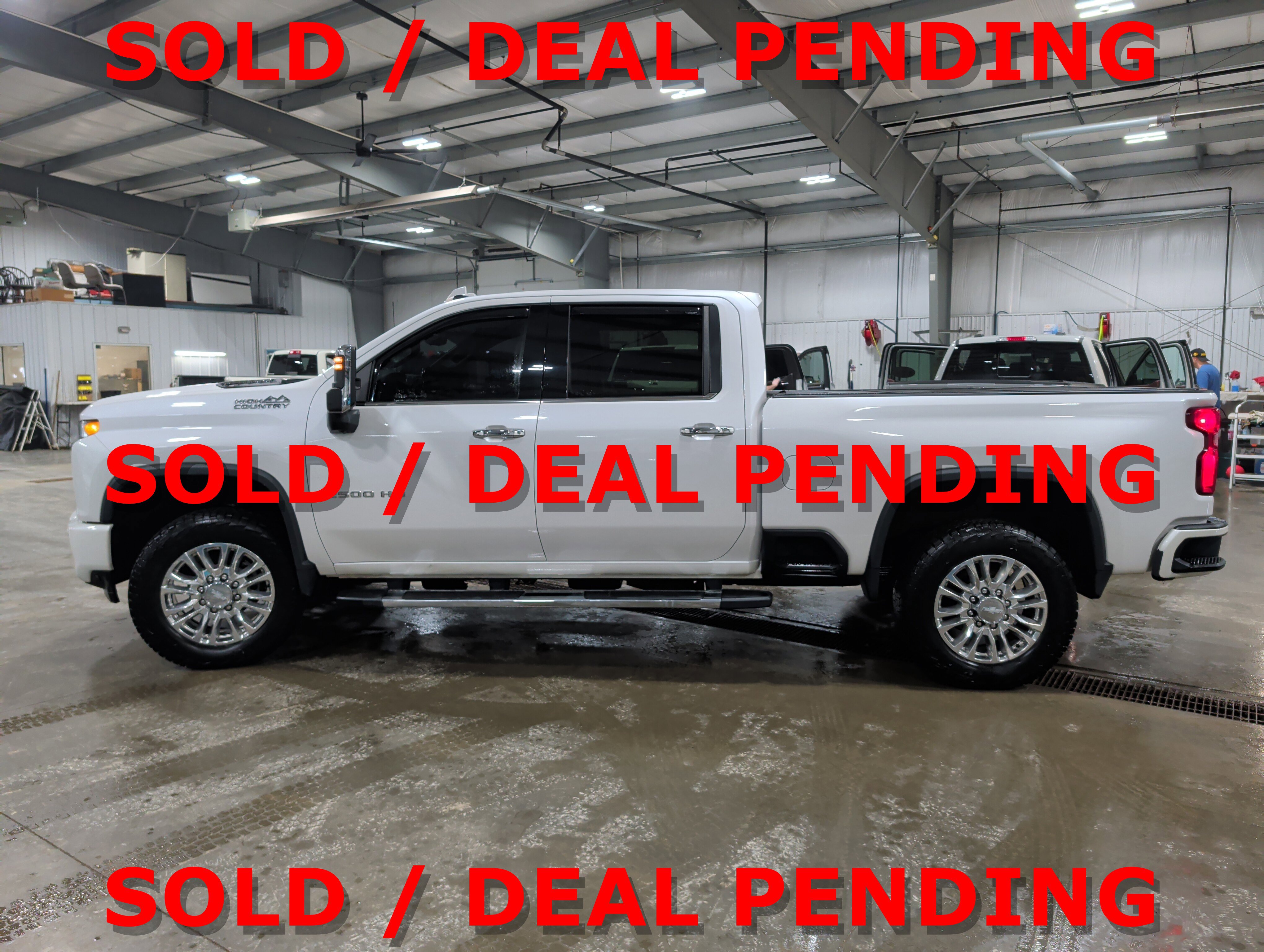 Used 2020 Chevrolet Silverado 2500 High Country image 5