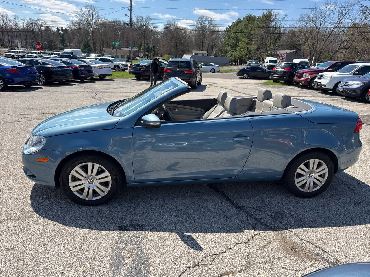 Used 2010 Volkswagen Eos Komfort image 4