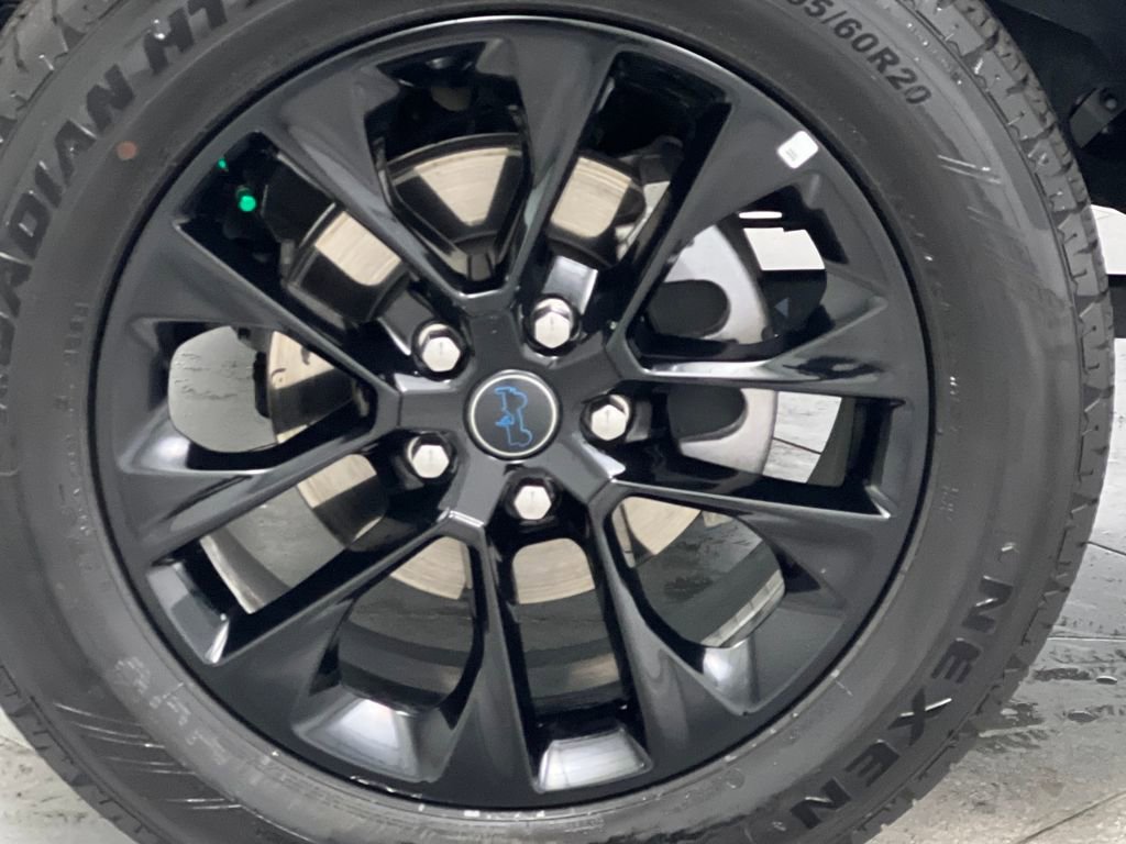 Used 2025 Jeep Wrangler Sahara 4xe image 58