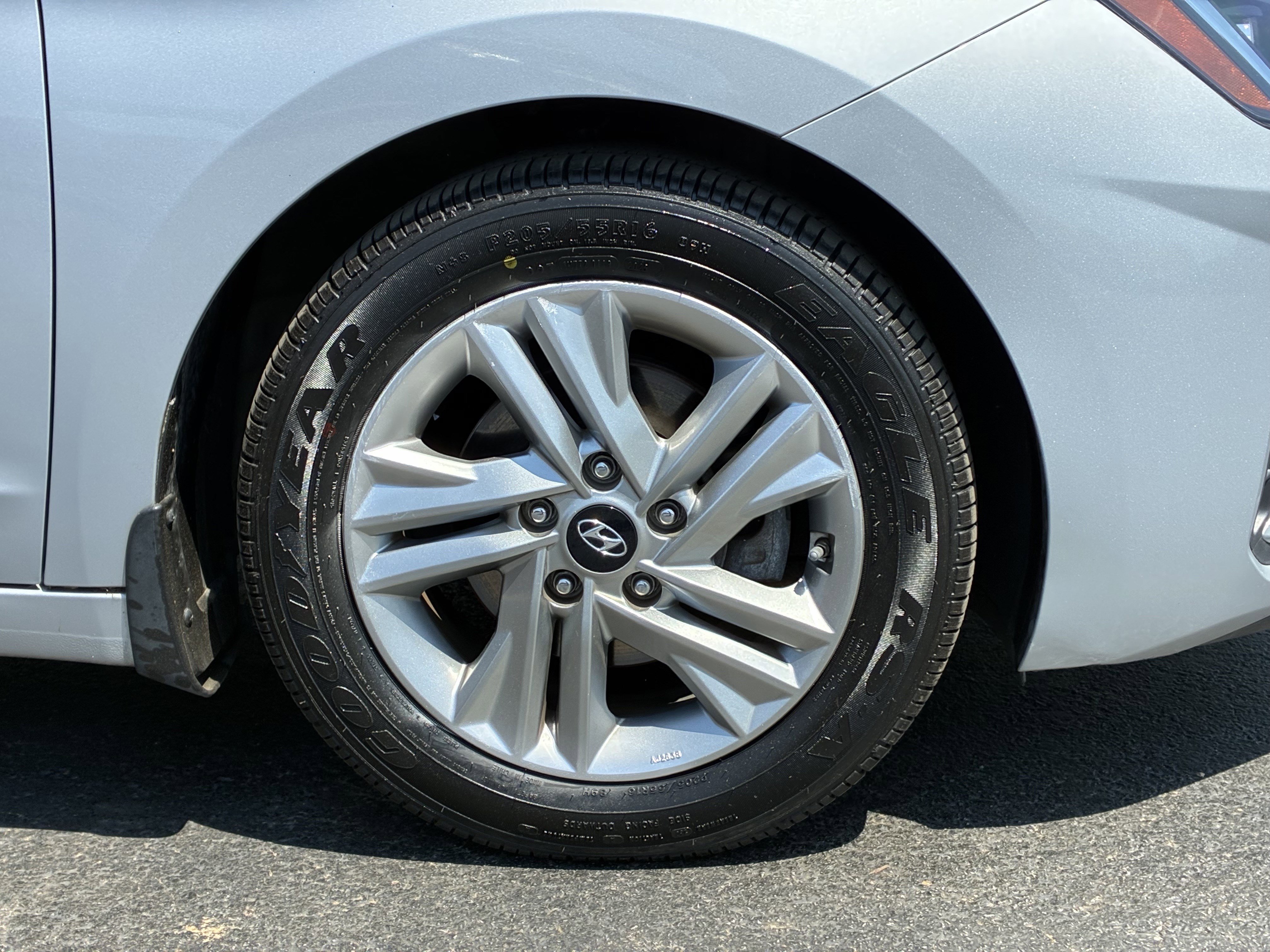 Used 2020 Hyundai Elantra Value Edition FWD image 7