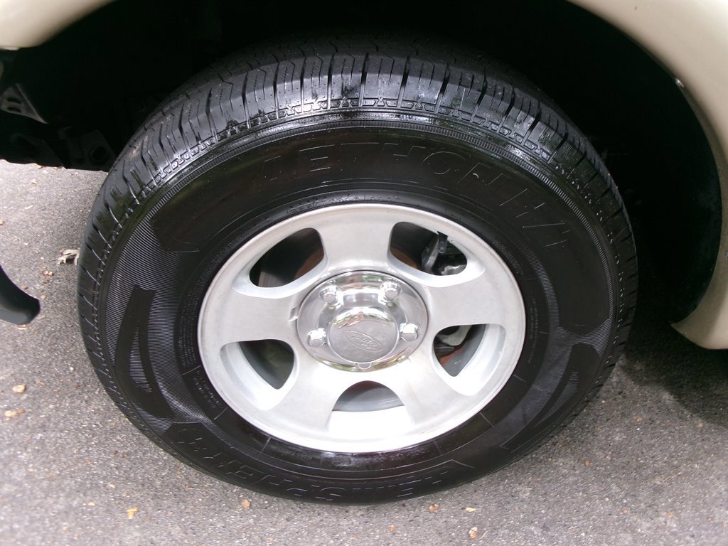 Used 1999 Ford F150 Lariat image 50