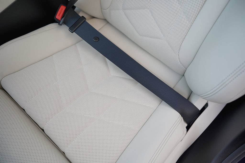 New 2026 BMW i5 eDrive40 image 11