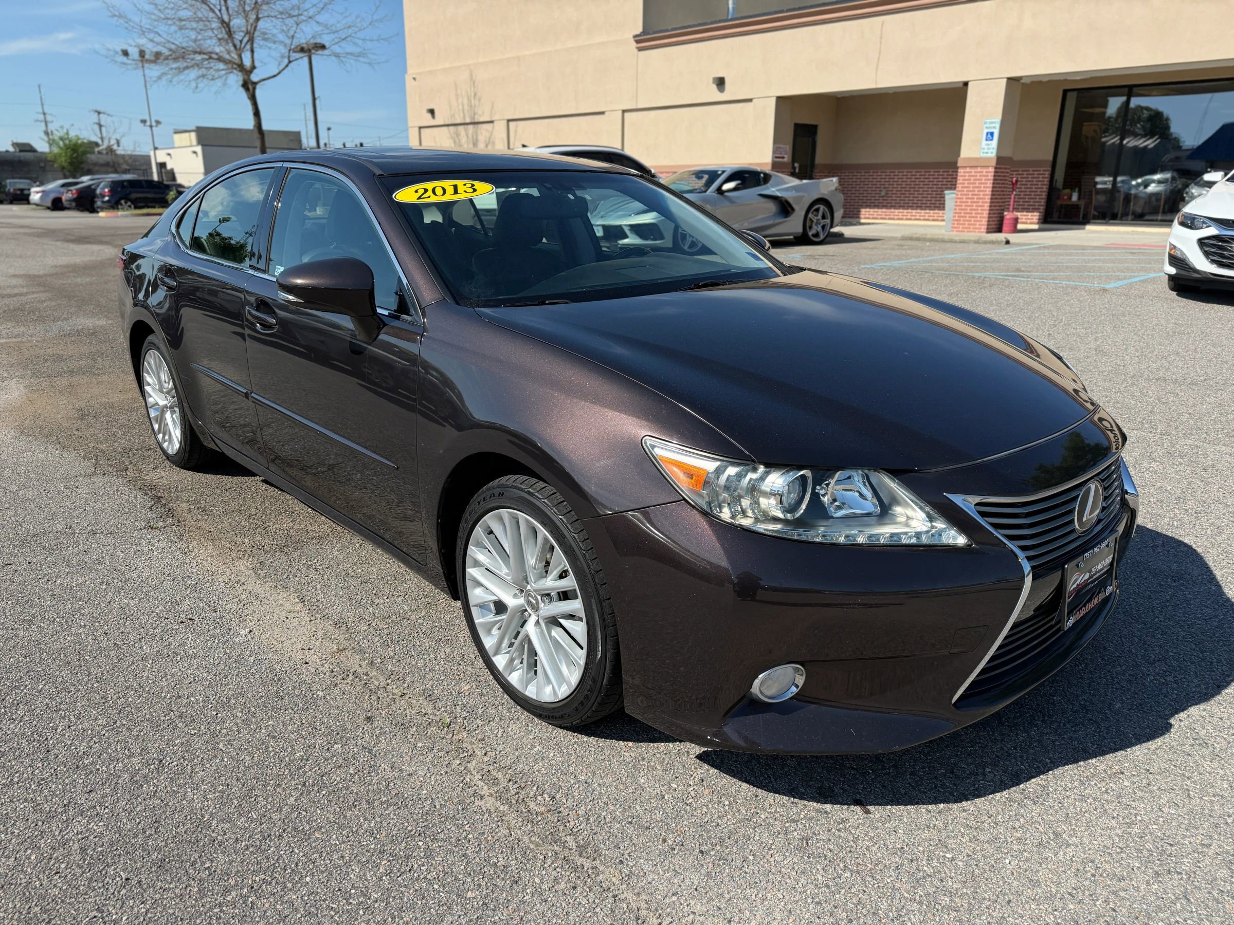Used 2013 Lexus ES 350 w/ Luxury Pkg image 5