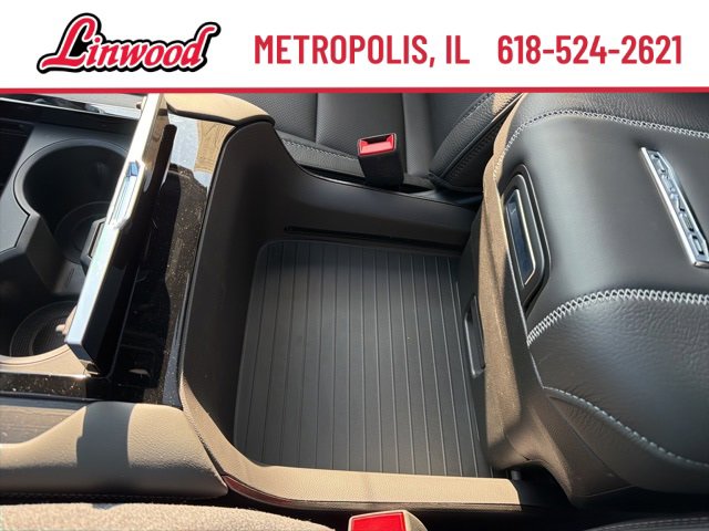 New 2026 GMC Yukon Denali w/ Sun & Power Step Package image 31