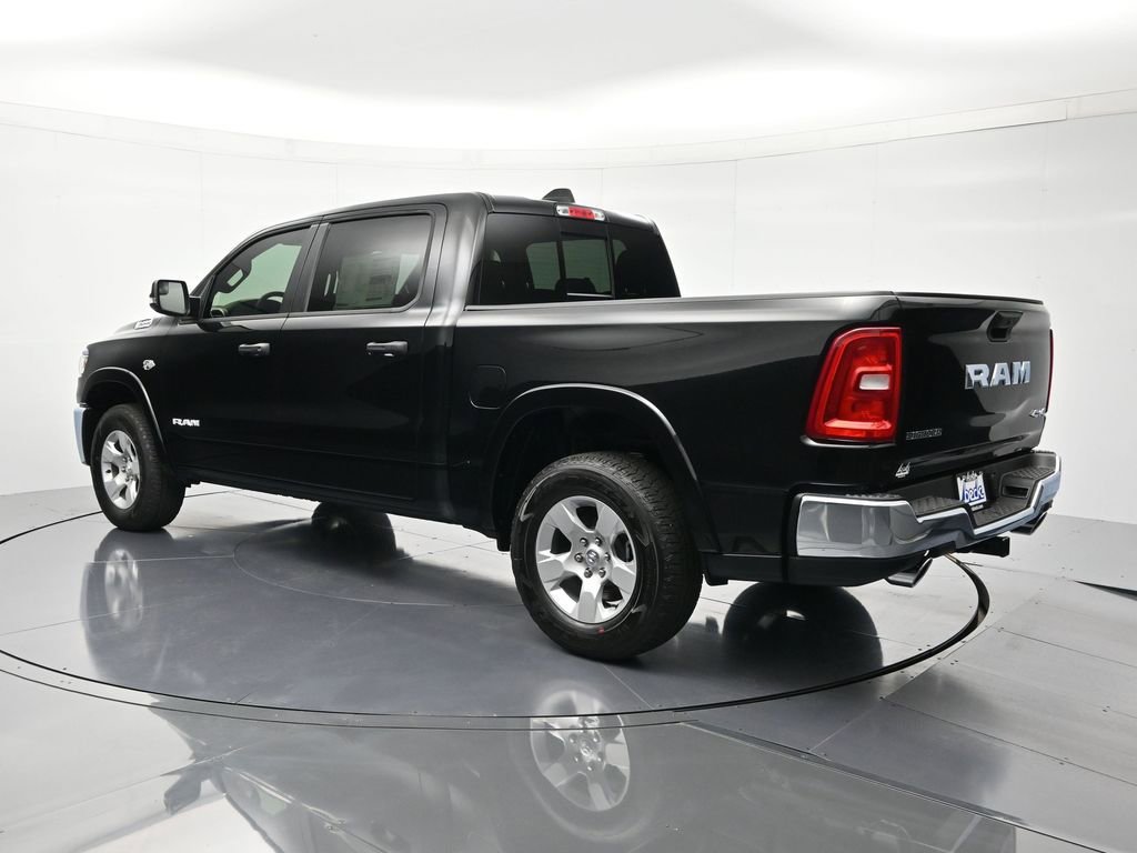 New 2026 RAM 1500 4x4 Crew Cab image 8