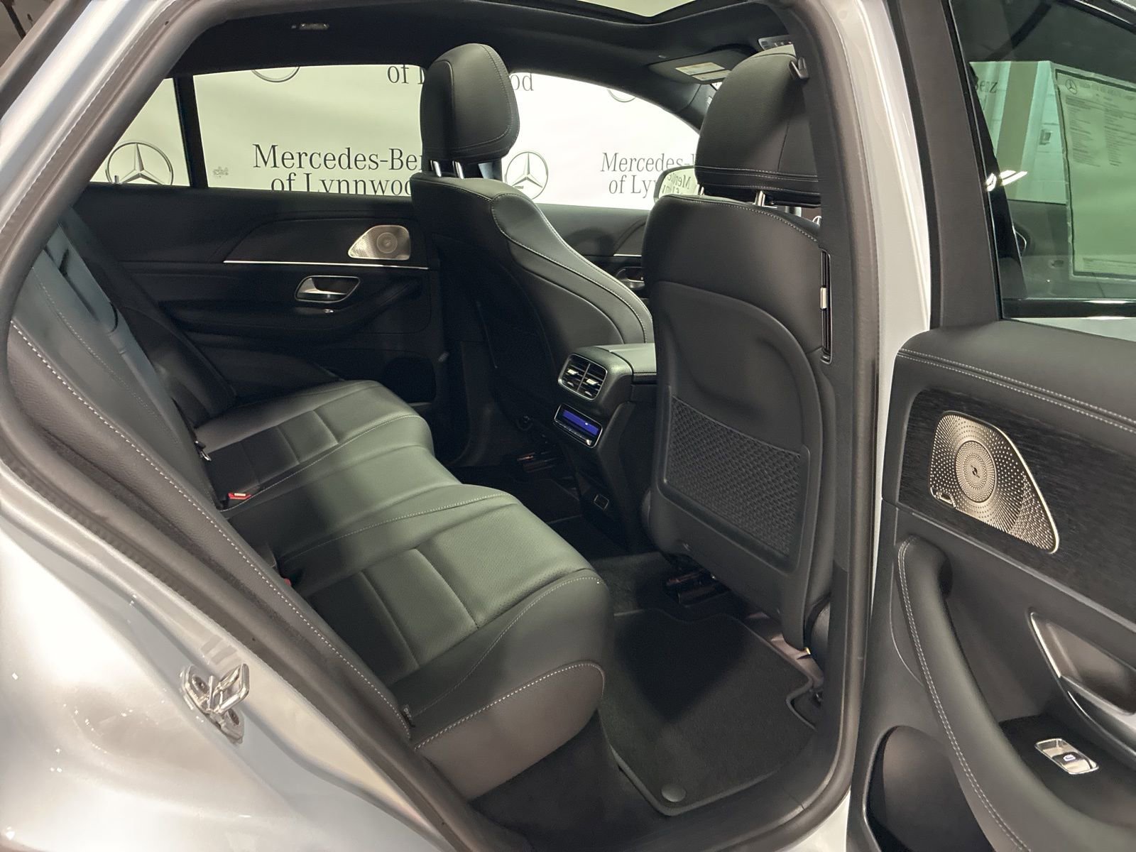 New 2026 Mercedes-Benz GLE 450 4MATIC Coupe image 12
