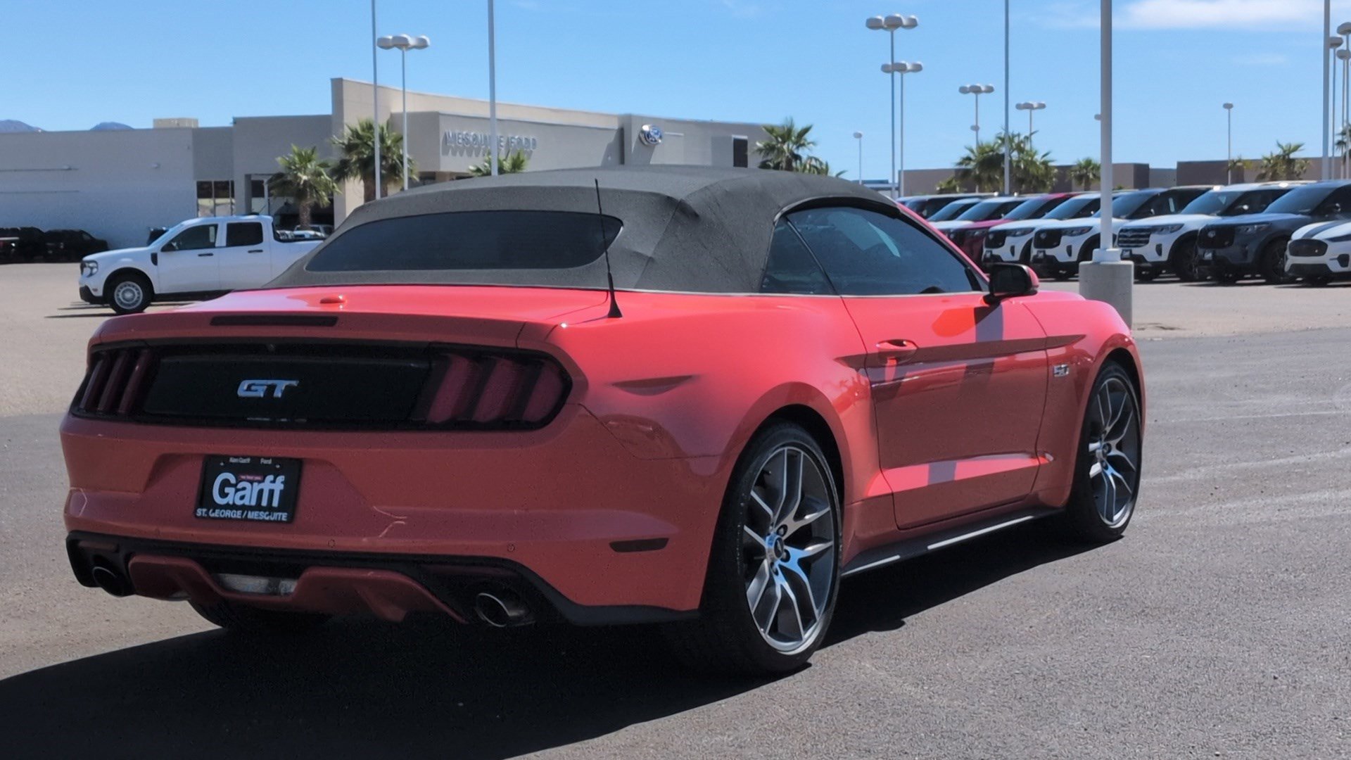 Used 2016 Ford Mustang GT Premium RWD image 3