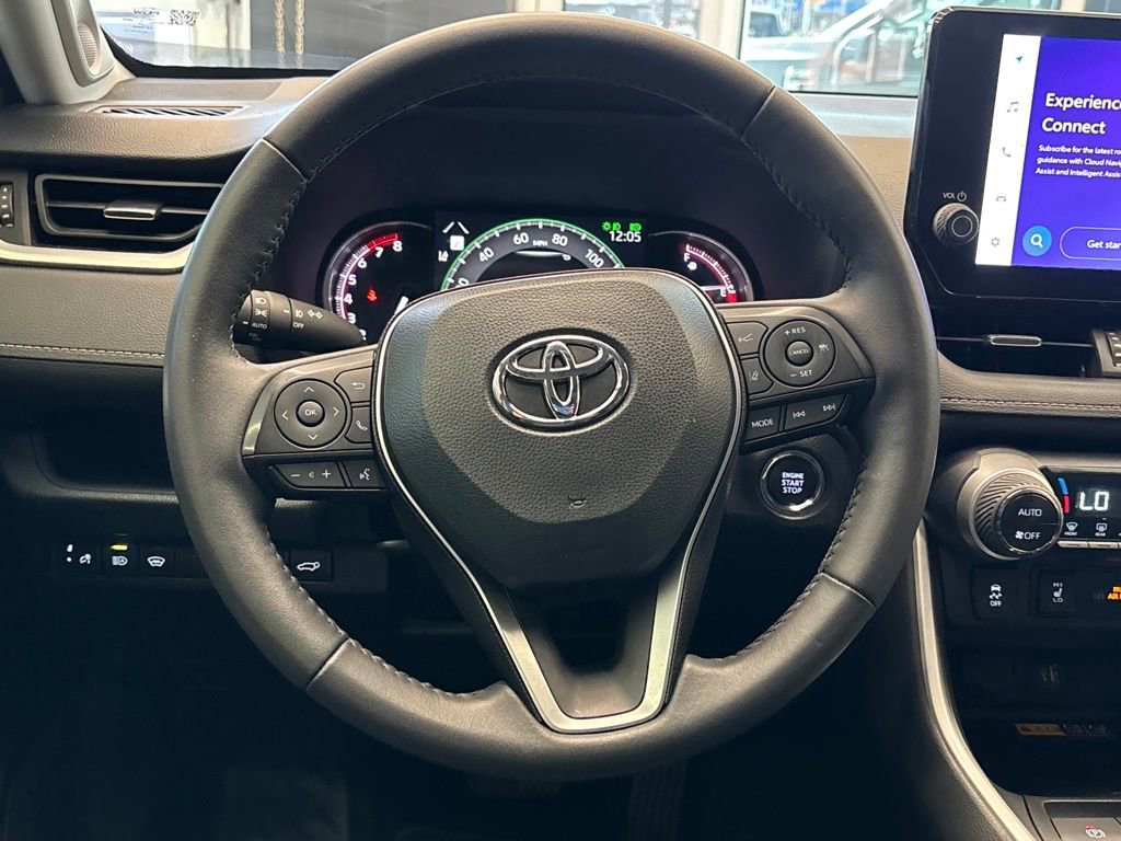 Used 2023 Toyota RAV4 XLE Premium image 20