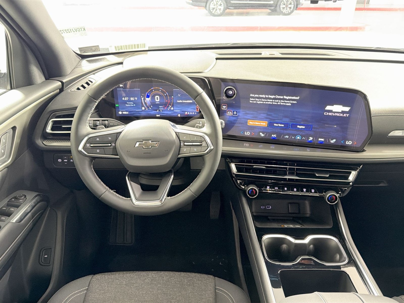 New 2027 Chevrolet Traverse LT FWD image 16