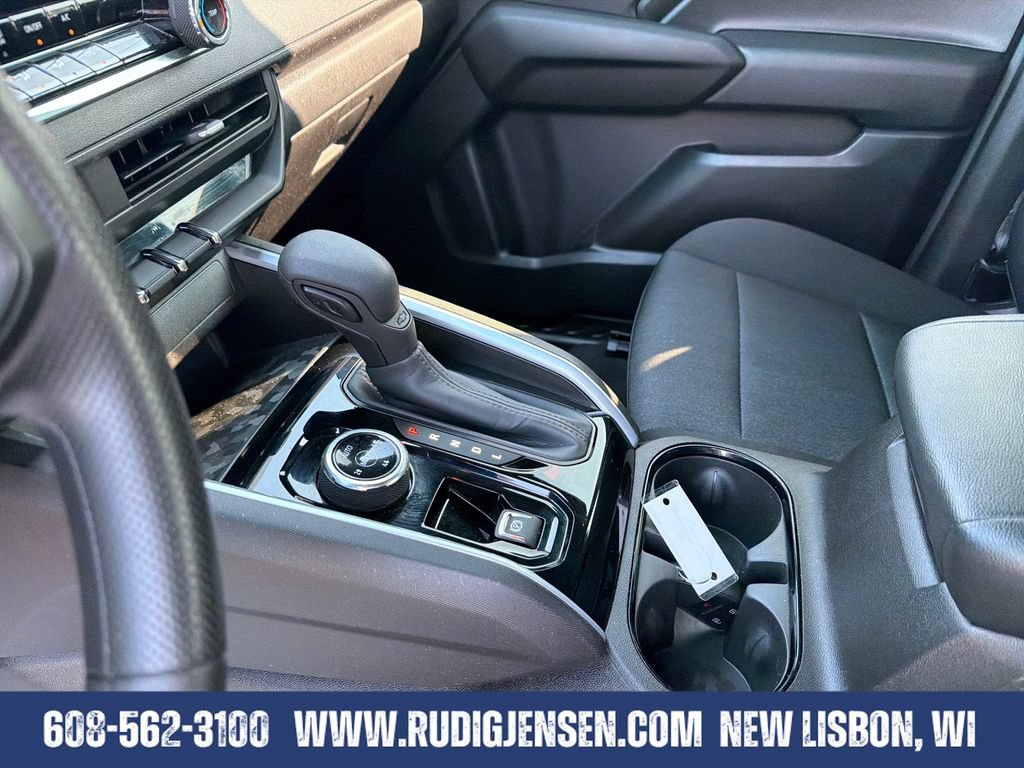 Used 2024 Chevrolet Colorado Trail Boss w/ Advanced Trailering Package AWD/4WD image 23