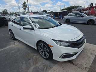 Used 2019 Honda Civic Touring video 3