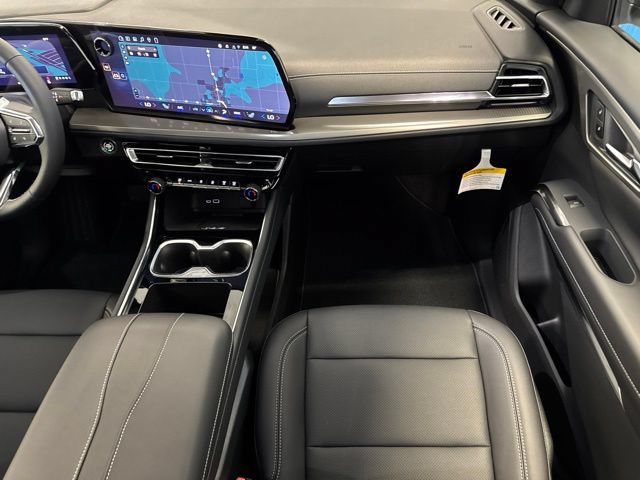 New 2027 Chevrolet Traverse LT w/ Driver Confidence Package AWD/4WD image 23