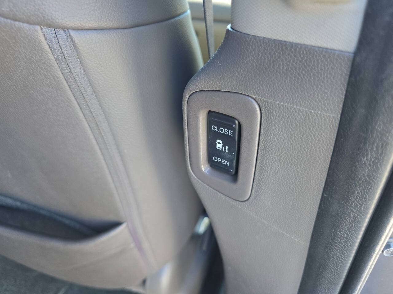 Used 2016 Honda Odyssey Touring image 35
