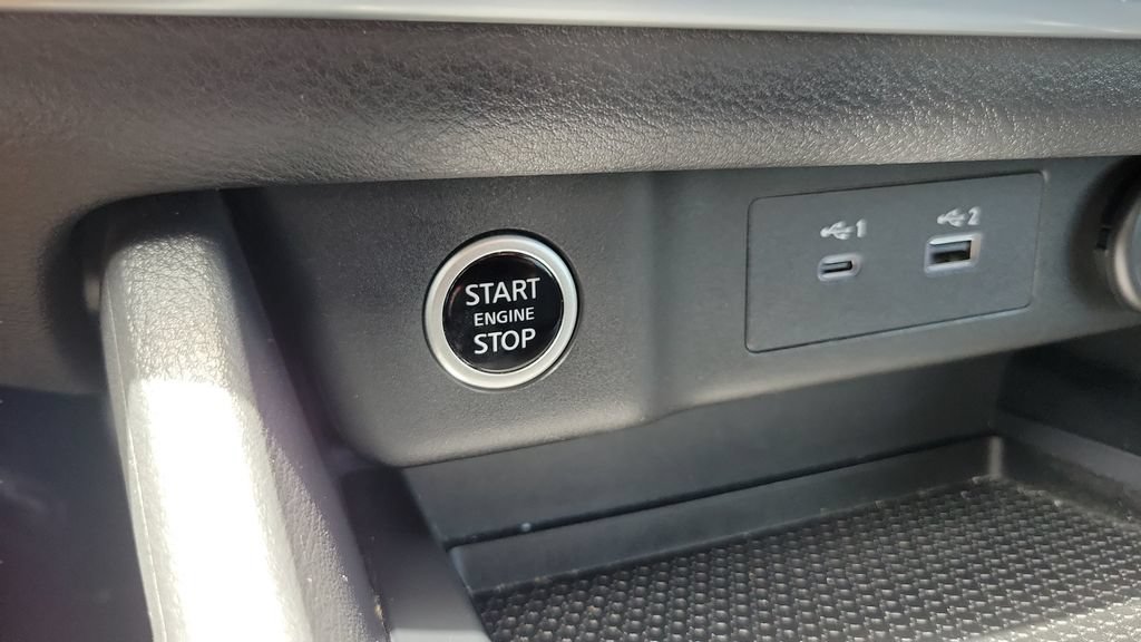 Used 2023 Nissan Rogue S FWD image 25
