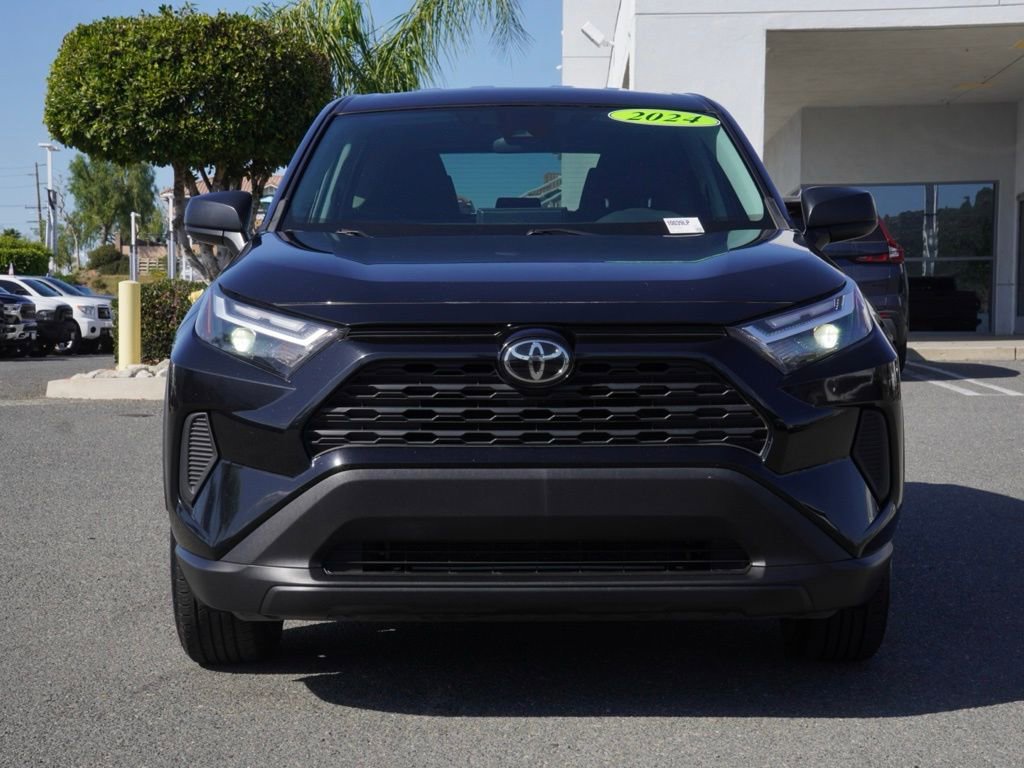 Used 2024 Toyota RAV4 LE image 9