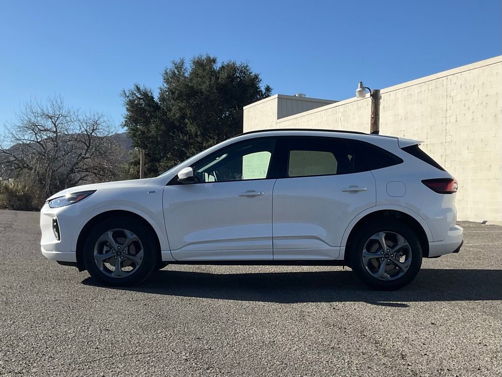 Used 2024 Ford Escape ST-Line Select w/ Tech Pack #1 image 3