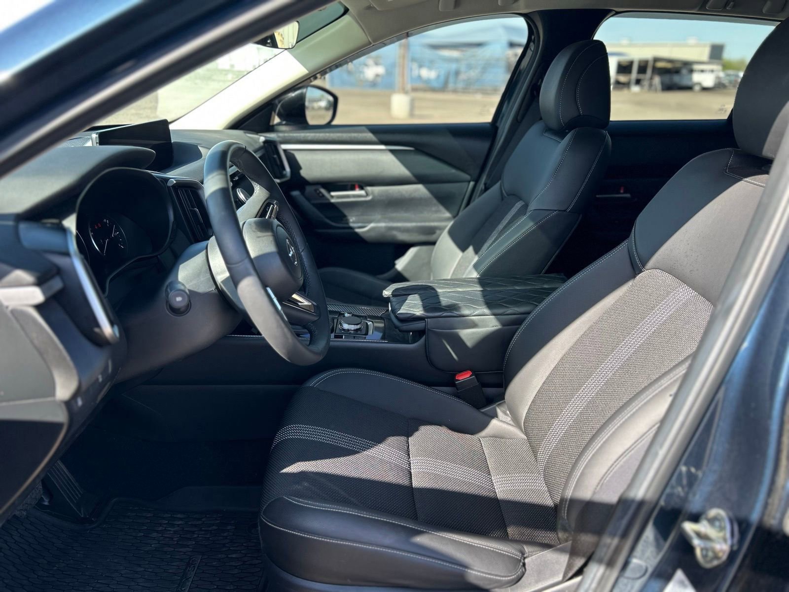 Used 2024 MAZDA CX-50 AWD 2.5 S w/ Weather Package image 14