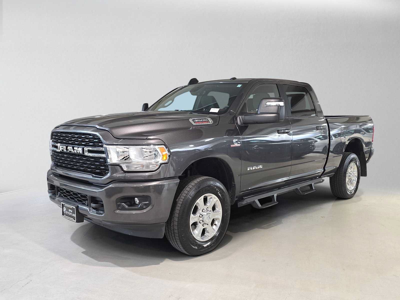 Used 2024 RAM 3500 Big Horn w/ Sport Appearance Package AWD/4WD image 7