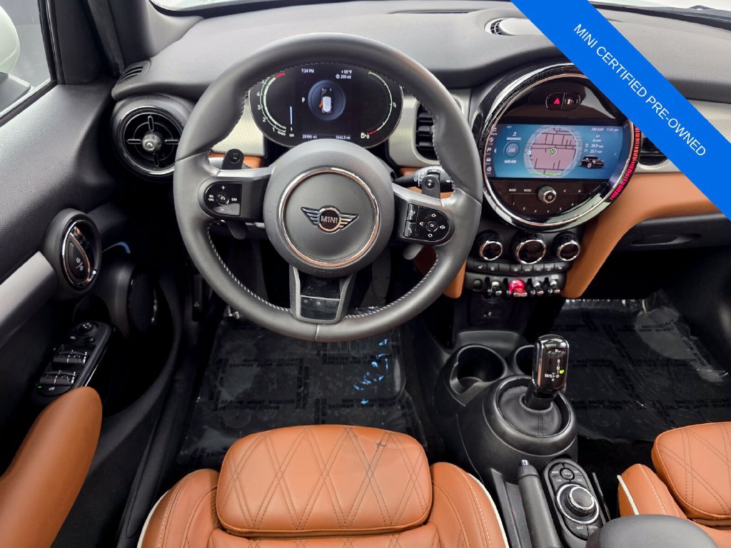 Used 2024 MINI Cooper S w/ Signature Upholstery Package FWD image 13