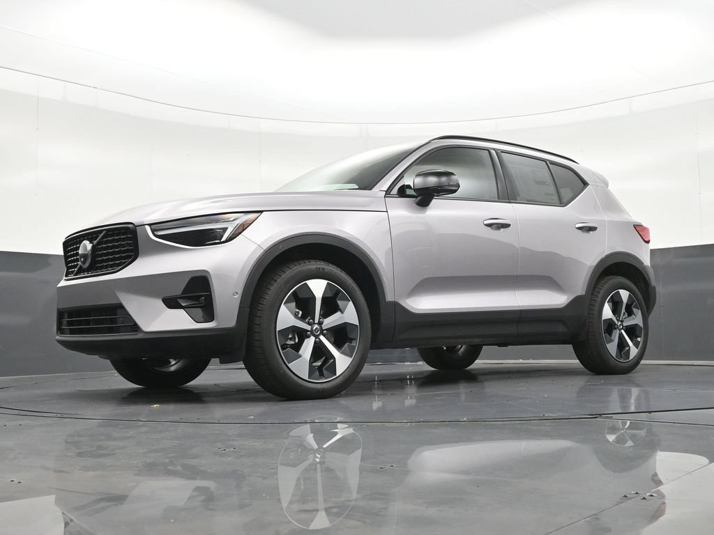 New 2026 Volvo XC40 B5 Plus w/ Climate Package AWD/4WD image 21
