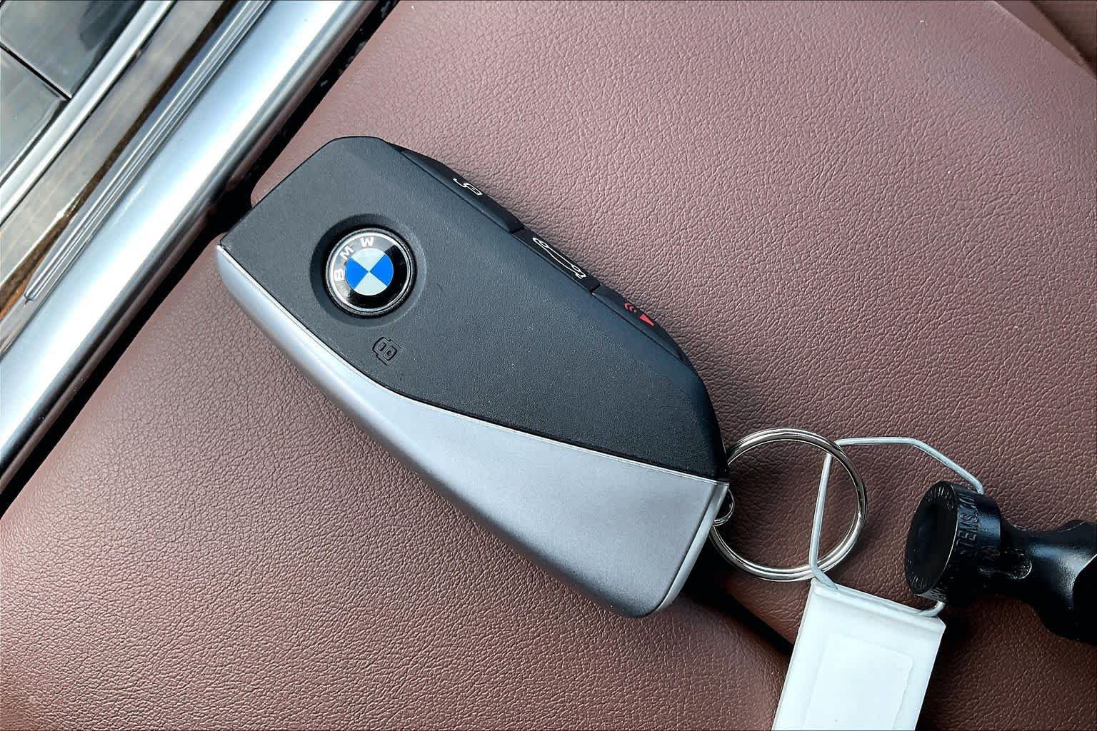 Used 2026 BMW X5 xDrive40i w/ Climate Comfort Package AWD/4WD image 14