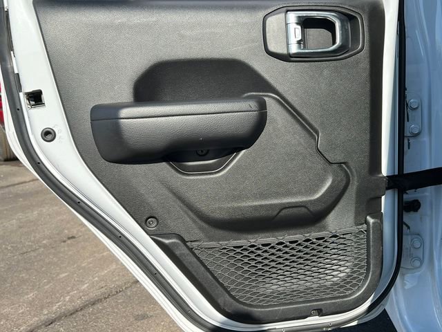 Used 2023 Jeep Wrangler Sport S image 36