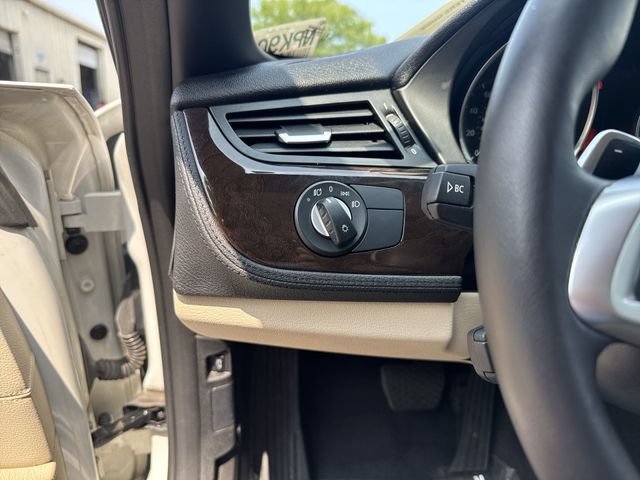 Used 2013 BMW Z4 sDrive28i RWD image 20