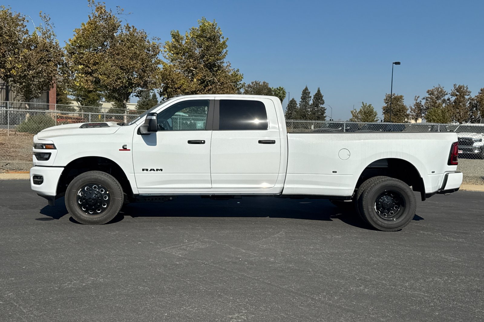New 2027 RAM 3500 Big Horn AWD/4WD image 6