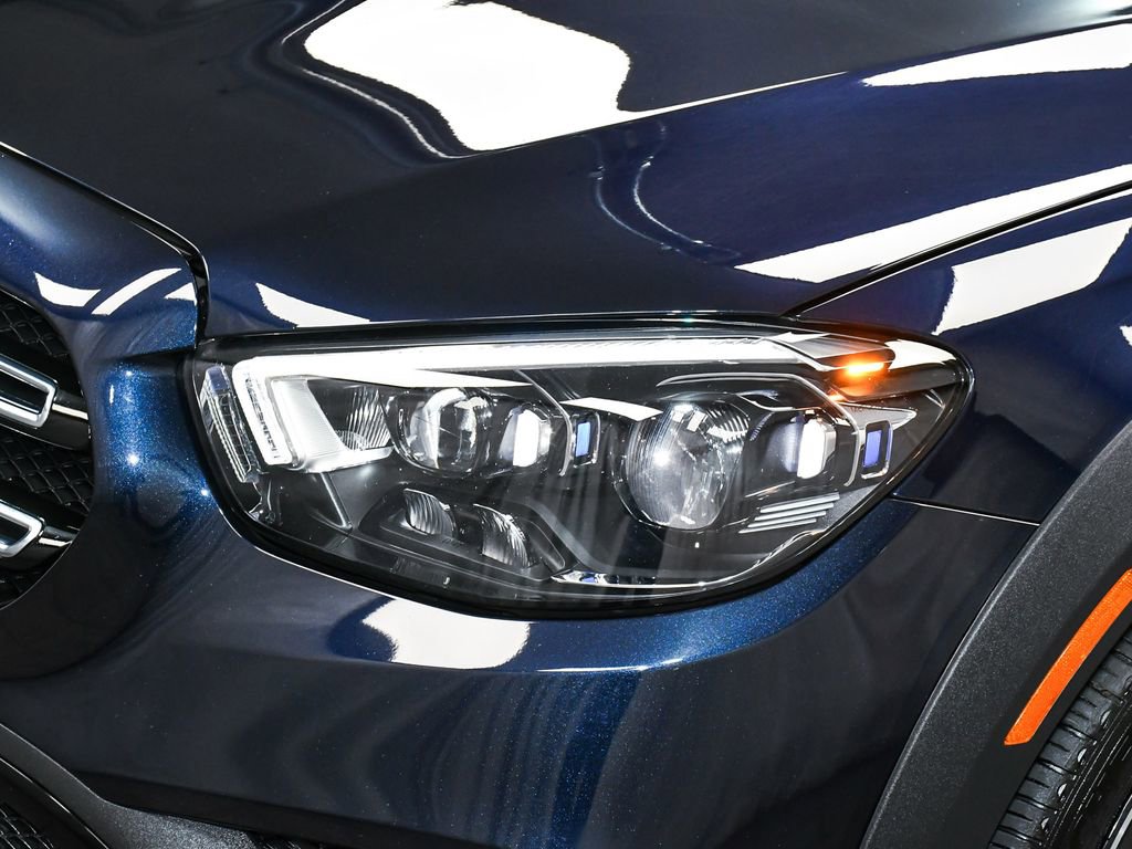 Used 2022 Mercedes-Benz E 450 4MATIC All-Terrain Wagon image 19