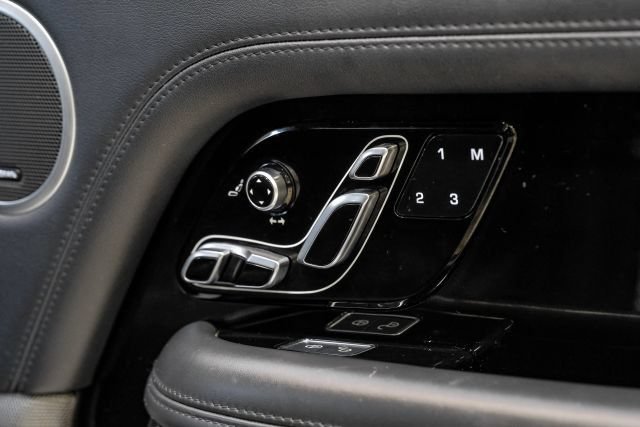Used 2019 Land Rover Range Rover Supercharged AWD/4WD image 57