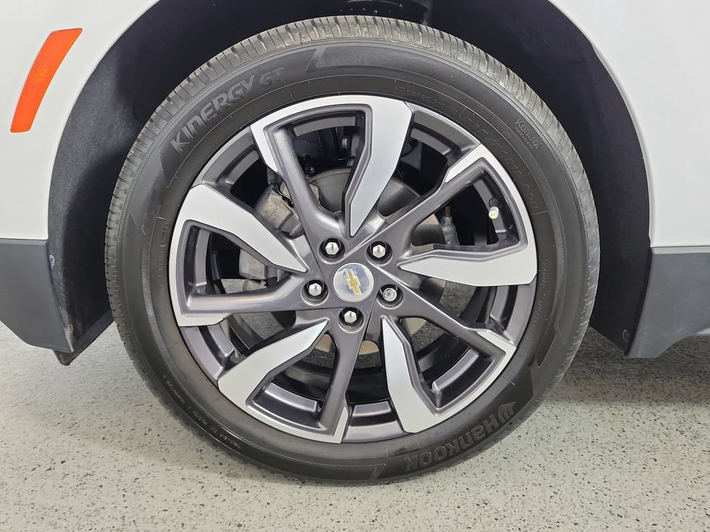 Used 2024 Chevrolet Equinox Premier w/ LPO, Floor Liner Package FWD image 9