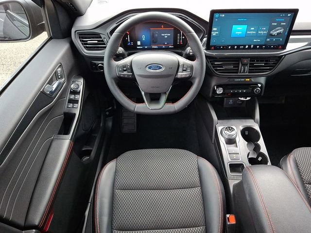 Used 2023 Ford Escape ST-Line w/ Tech Pack #1 AWD/4WD image 12