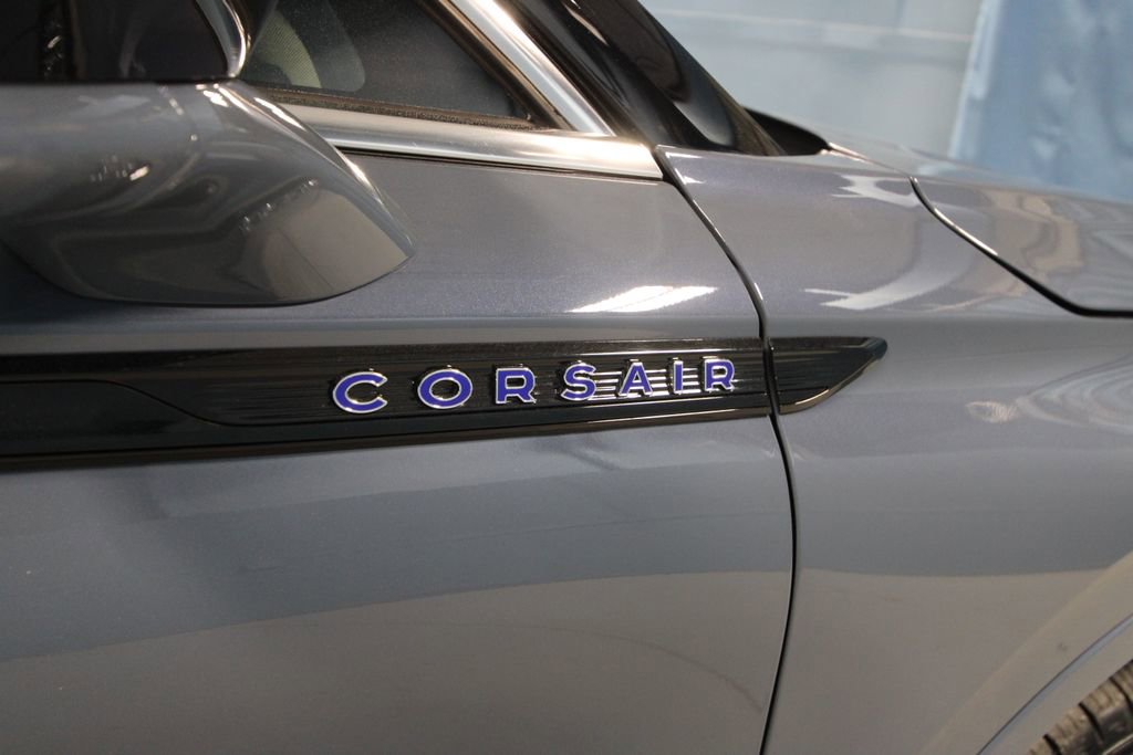 Used 2025 Lincoln Corsair Grand Touring w/ Towing Package image 36