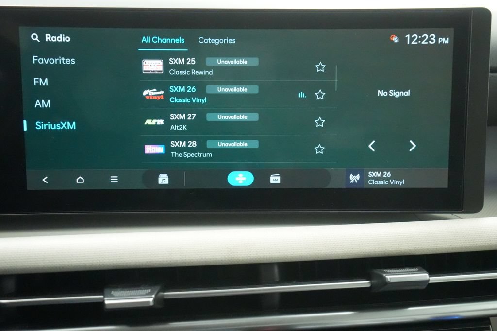 Used 2025 Hyundai Tucson SEL AWD/4WD image 35