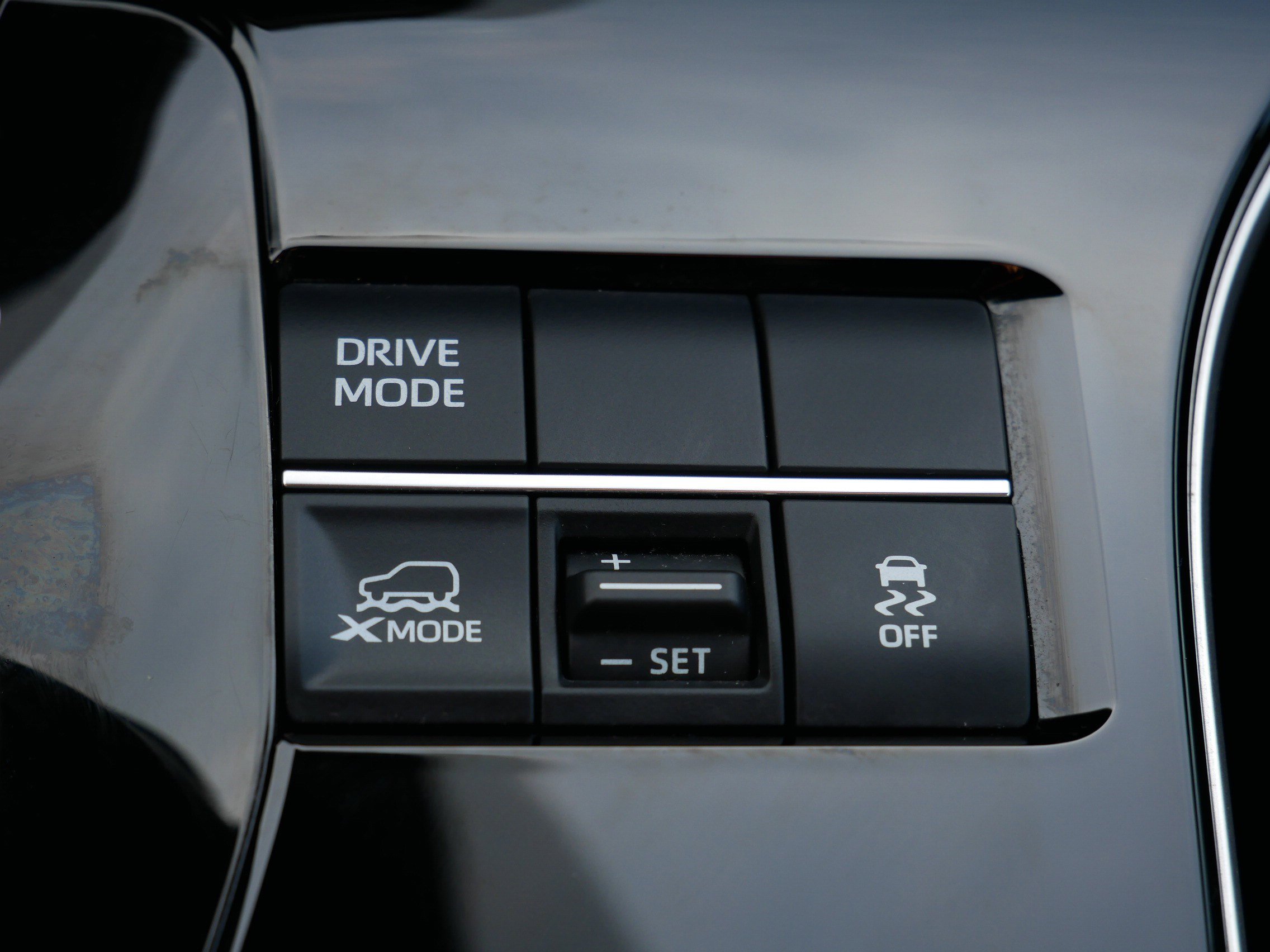 Used 2023 Subaru Solterra AWD image 32