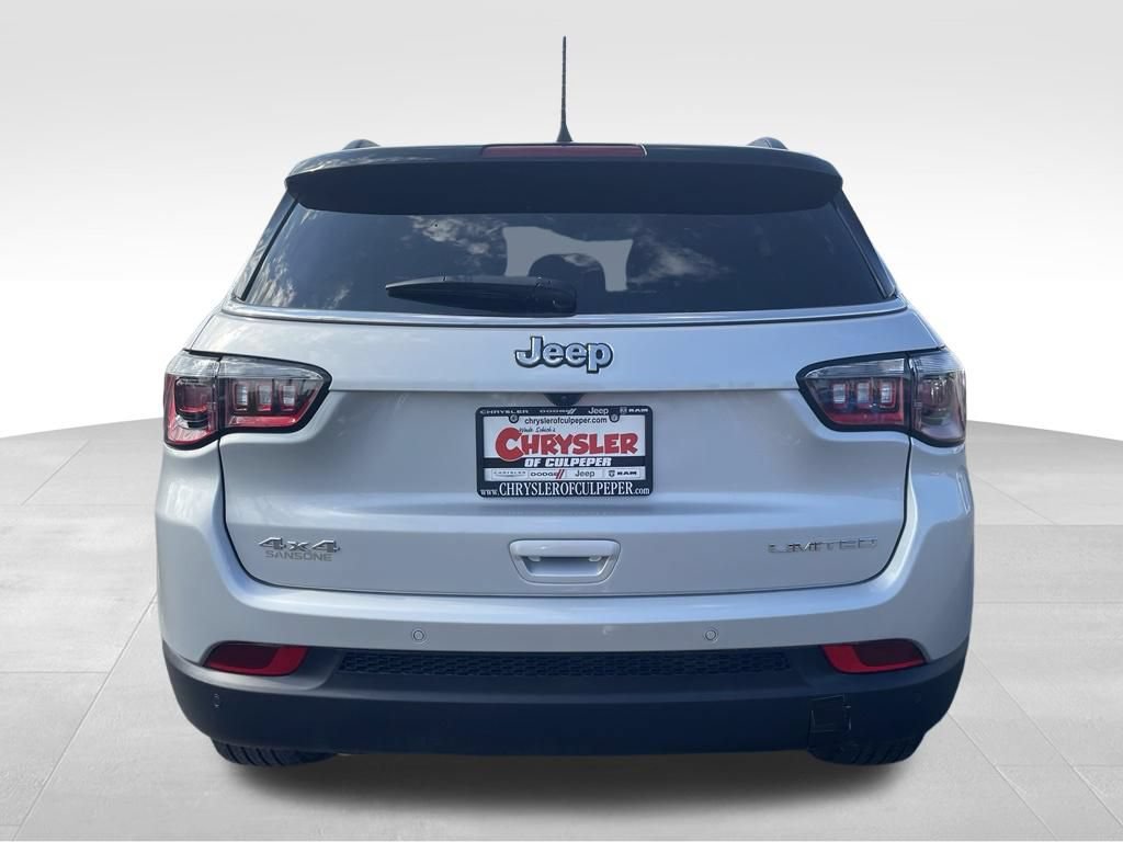 Used 2025 Jeep Compass Limited AWD/4WD image 13