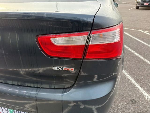 Used 2013 Kia Rio EX w/ Convenience Pkg image 10